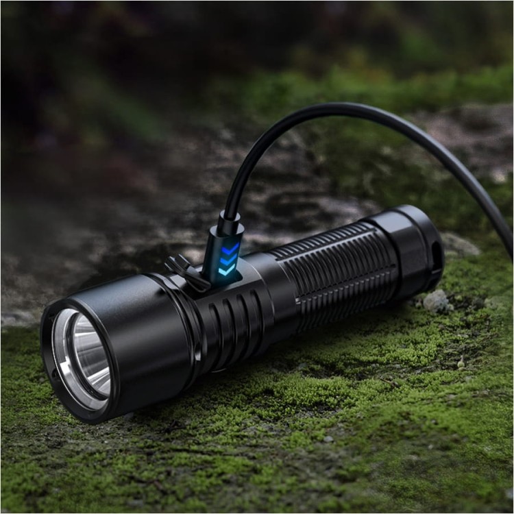 latarka-led-fenix-ld45r-4ba123f730464d0da96407c417c84ca1-3296b25d.jpg