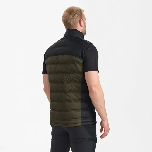 deerhunter-kamizelka-mysliwska-northward-padded-4164-352-tyl-500x500.webp